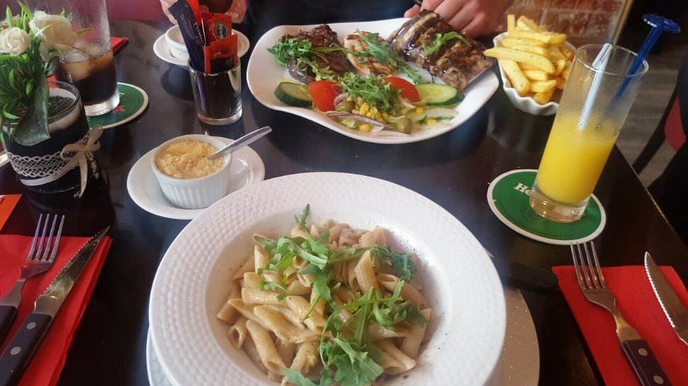 Restaurant Ava Cyril