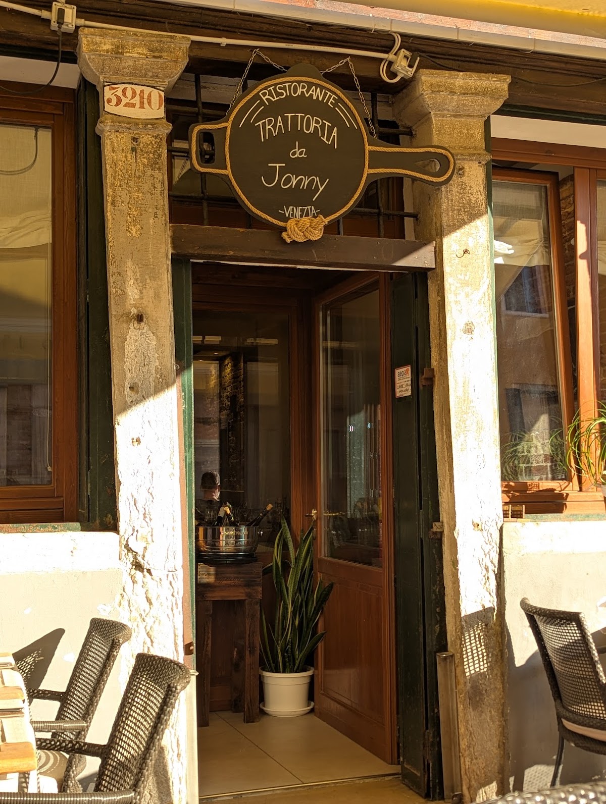 Trattoria Da Jonny - 9