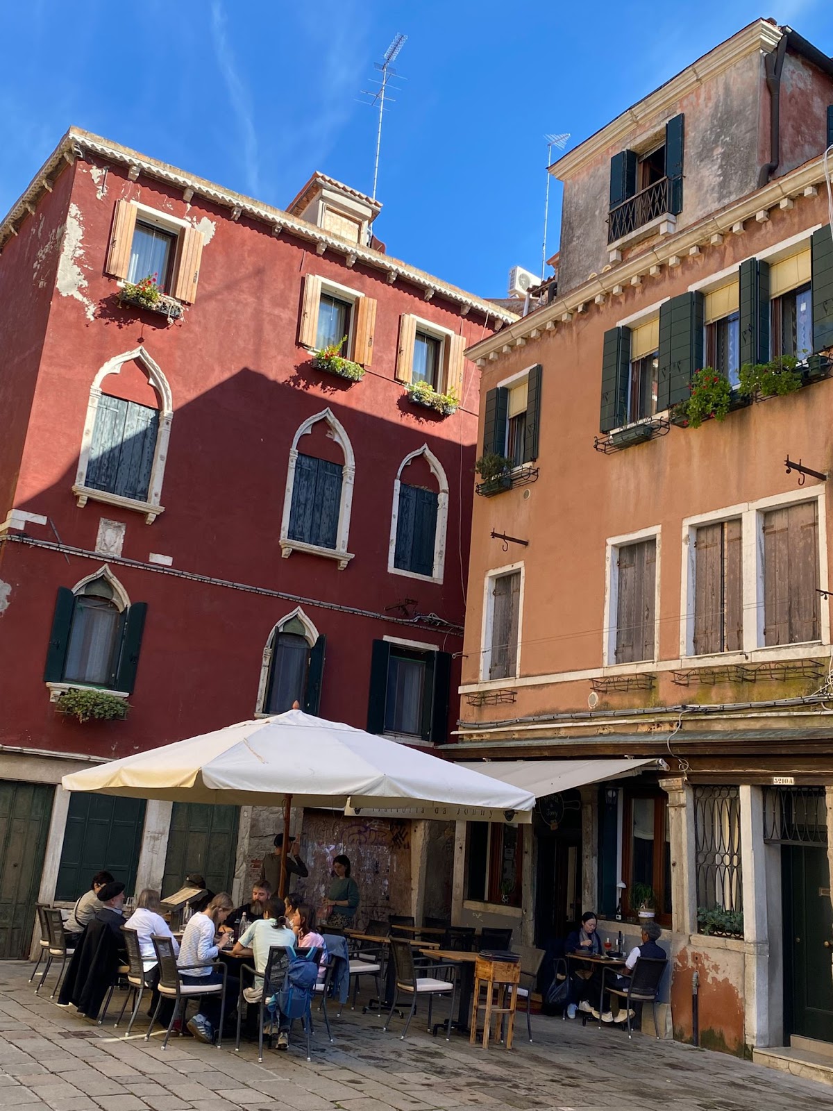 Trattoria Da Jonny - 1